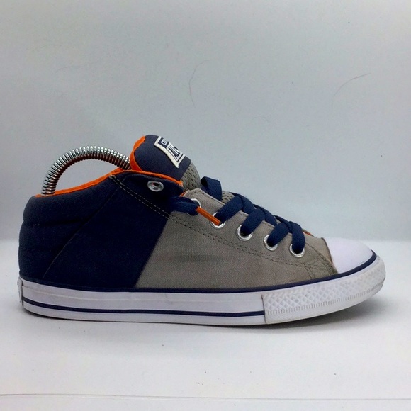 Youth Converse canvas slip ons with laces - Picture 1 of 14